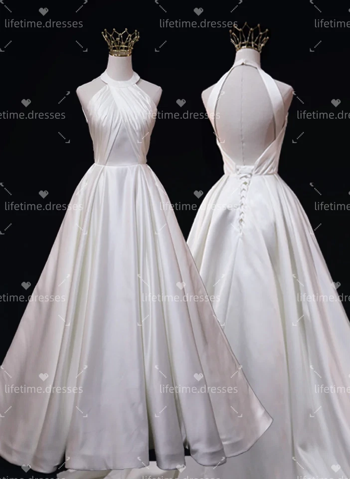 Vestidos de novia vintage de satén de seda blanco marfil con cordones cuello halter Foto 3 de 4