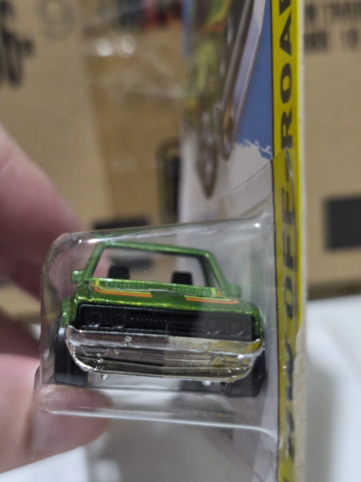 Ventana faltante Hot Wheels Datsun 620 verde HW todo terreno Foto 3 de 4