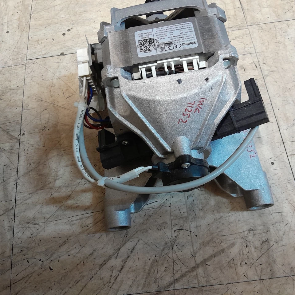 indesit Iwc71252 Washing Machine Moter .  Used Washing Machine Moter. - Image 2 of 4