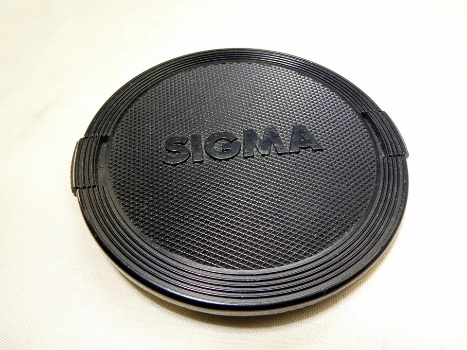 Sigma 72mm Black Lens Front Cap APO AF EX - Image 3 of 4