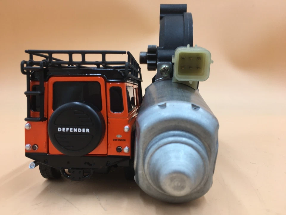 Land Rover Range Rover P38 MOTOR ELEVADOR DE VENTANA IZQUIERDO DELANTERO TRASERO Parte # ASR2499 Foto 3 de 4