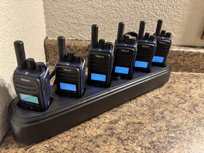 Talkpod N55 (4) and N45 (2) network, POC, PTT Cellular radios and multi charger.