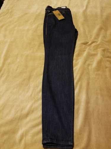 Rock & Republic Kashmiere Women's Midrise Skinny Jeans. 5 Pocket, Stretchy 10M - Picture 2 of 5