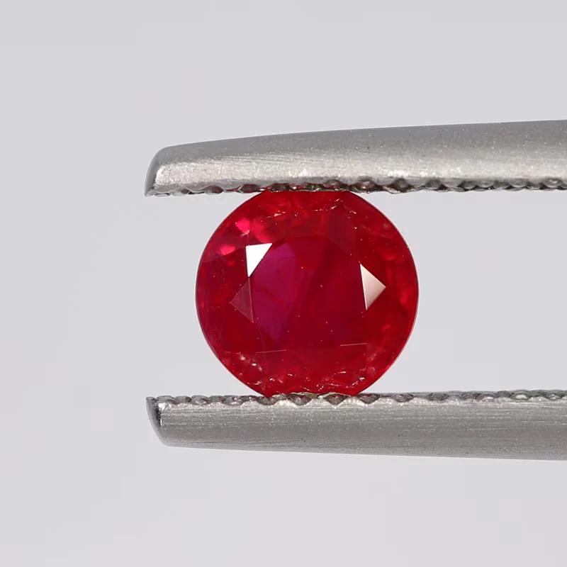 GGT Certified Natural Burma Heated Ruby 0.98cts Pinkish Red Color From Myanmar - Image 2 of 4