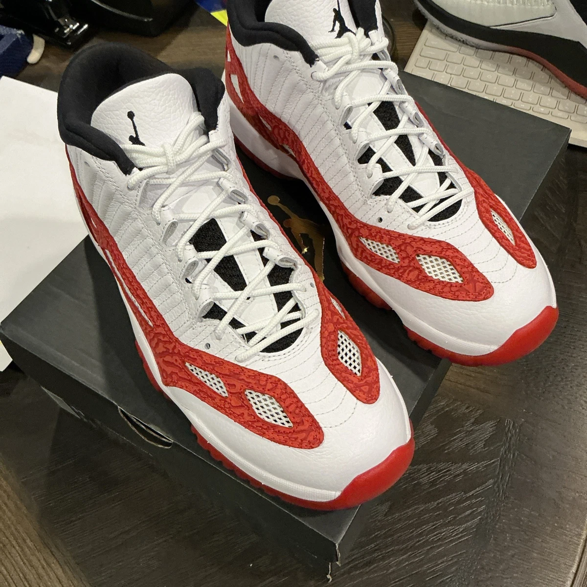 Las mejores ofertas en Jordan 11 Retro IE Low Gym Red | eBay