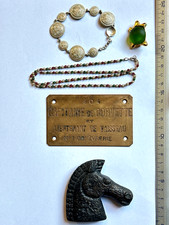 Ancien lot BIJOUX vitrine tortue bracelet KELT COLLIER PERLES PLAQUE MILITAIRE