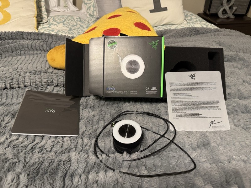 Razer Kiyo Streaming Webcam 1080p 60FPS BLACK Streamer Certified