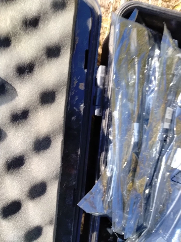 HP DMS-59 to Dual Display Port Adapter Bizlink 635428-001 - Image 3 of 4