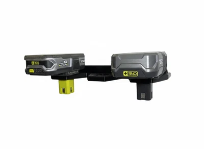 Support Mural Triple pour Batteries Ryobi 18V ONE+ (3 emplacements) - Photo 1/3