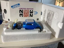 Danbury Mint 1:24 1932 Ford Little Deuce Coupe Limited Edition - Brand New
