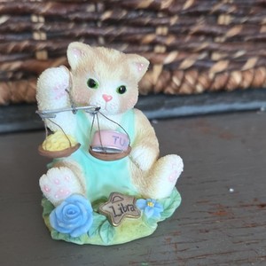 Enesco Calico Kittens Libra Cat Resin Figurine 54258 with Box and Papers