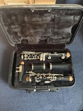 YAMAHA ADVANTAGE CLARINET YCL-200AD WITH HARD SHELL CASE
