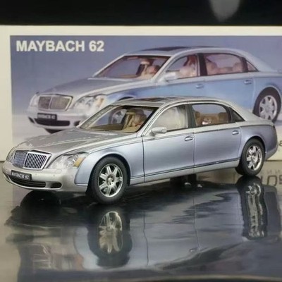 SUPER RARE* Autoart 1/18 Maybach 62 LWB Nayarit Silver / Azur Blue