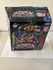 Transformers Legacy Evolution BLITZWING Leader Class