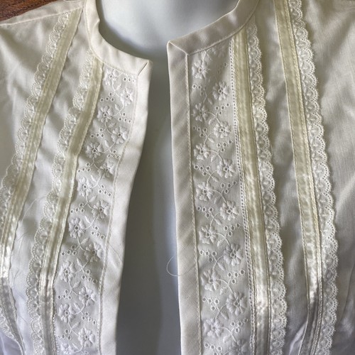 Vtg 70’s Gunne SAX Jessica’s Gunnies Lace & Ribbon Cropped Open Front TOP, S/M - Picture 3 of 8