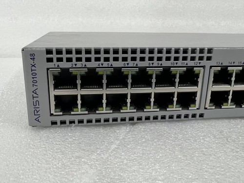 Arista DCS-7010TX-48 Interruttore 48x 100/1000 RJ45 e 4x 25G SFP28 "Ventilatore mancante"! - Foto 4 di 6
