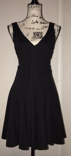 Zac Posen Vera Cut Out Sheath Dress NWT $350 Black Size 2 - Picture 1 of 6