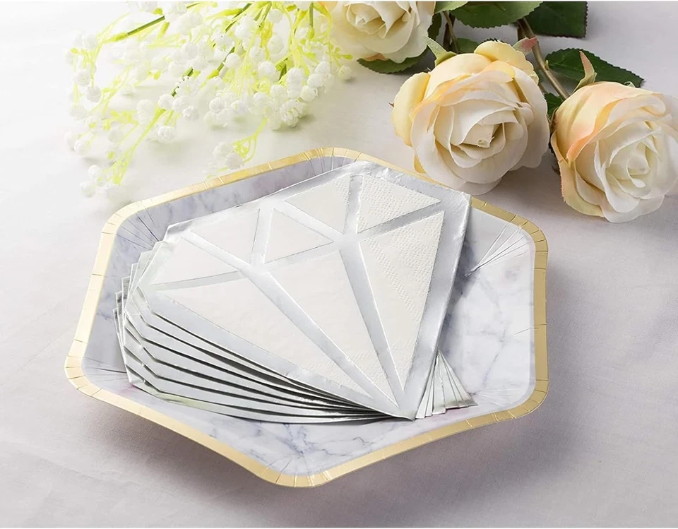 Servilletas de fiesta de papel troquelado de diamante de lámina de plata (6,2 X 6,2 pulgadas, paquete de 50) Foto 4 de 4
