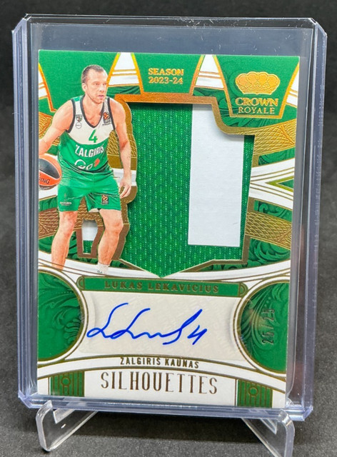 2023/24 Crown Royale Euroleague Silhouettes LUKAS LEKAVICIUS PATCH AUTO #25/25