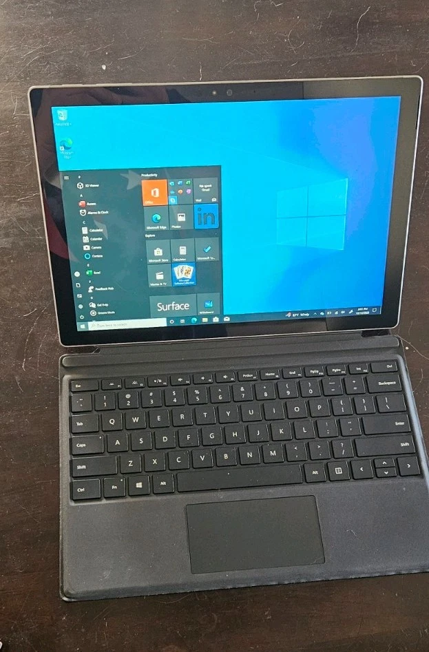 Tablet/Leer anuncio Microsoft Surface Pro 4 12.3" i5-6300U 128GB 4GB RAM Wins10 #3M07 Foto 2 de 4