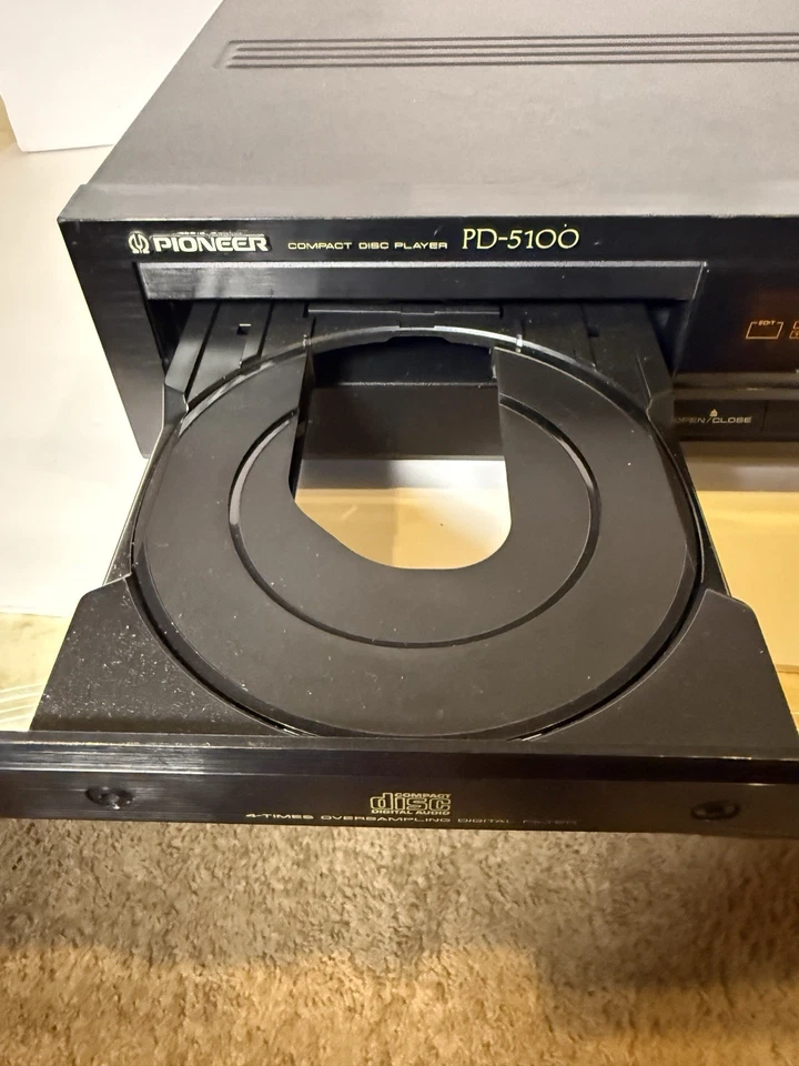 Reproductor de CD de disco compacto estéreo de una sola cubierta Pioneer de colección modelo PD-5100 totalmente probado Foto 3 de 4