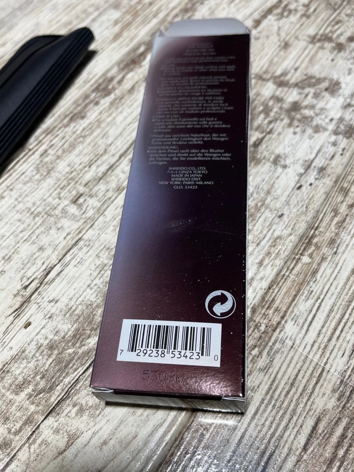 Cepillo de maquillaje Shiseido - #2 cepillo de rubor, nuevo en caja - RARO Foto 3 de 3
