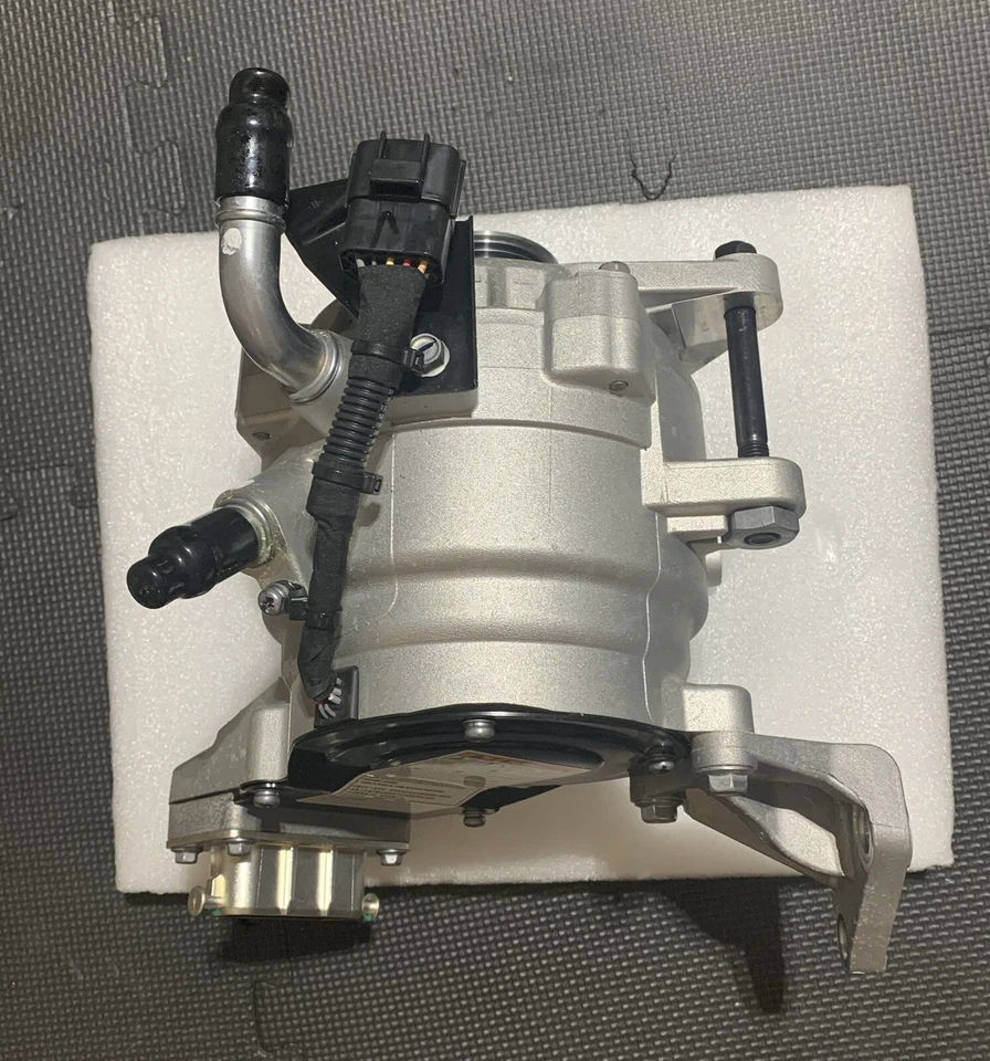 37390-2E960 - Alternador híbrido Kia Optima 2017-18 2,0 L - Nuevo OEM Foto 3 de 4
