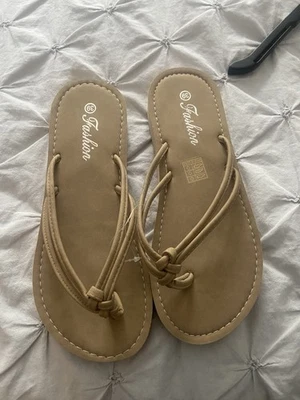 New Flip Flops Women 39 More Like 38 - Image 1 of 3
