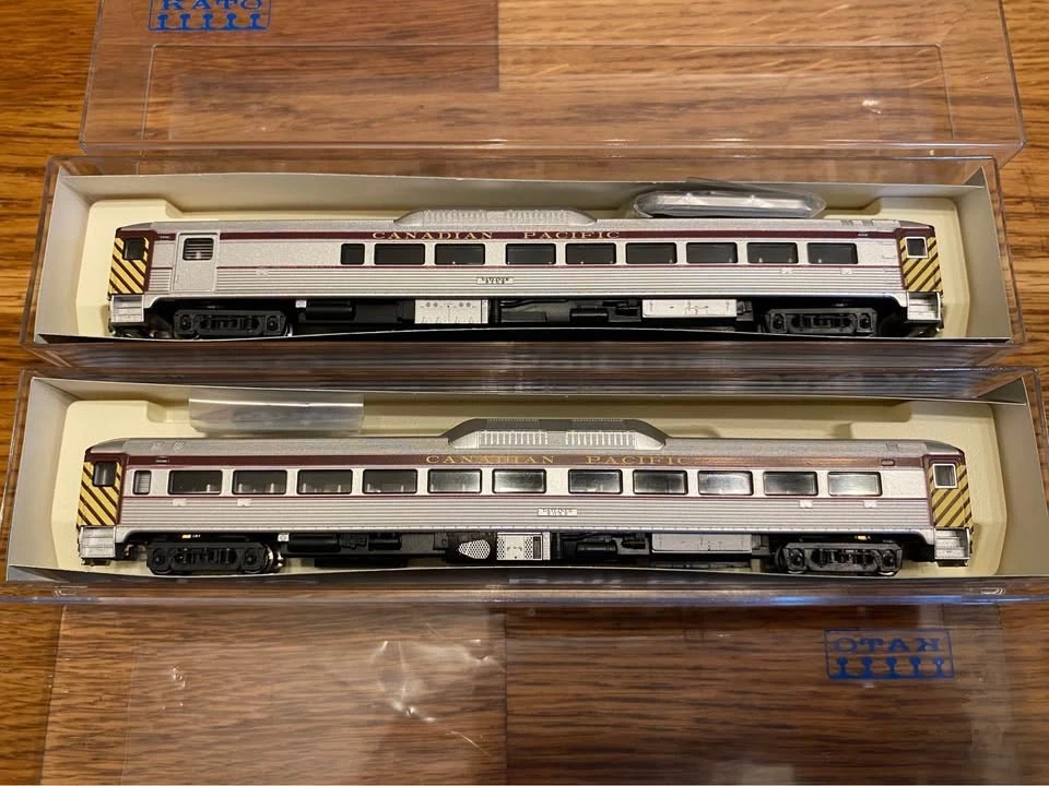 Kato N scale RDC Canadian Pacific RDC-1 #9056 & RDC-2 #9102 - Image 2 of 2