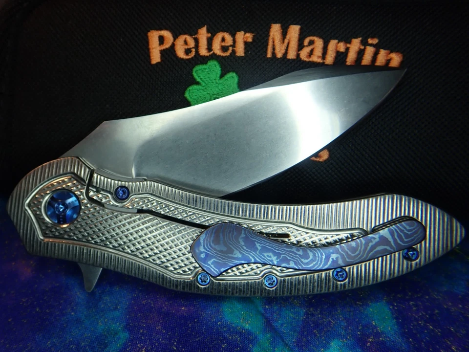 Peter Martin QSV Generation III  MoKuti Blue MIlled Textured Titanium Knife - Image 2 of 4