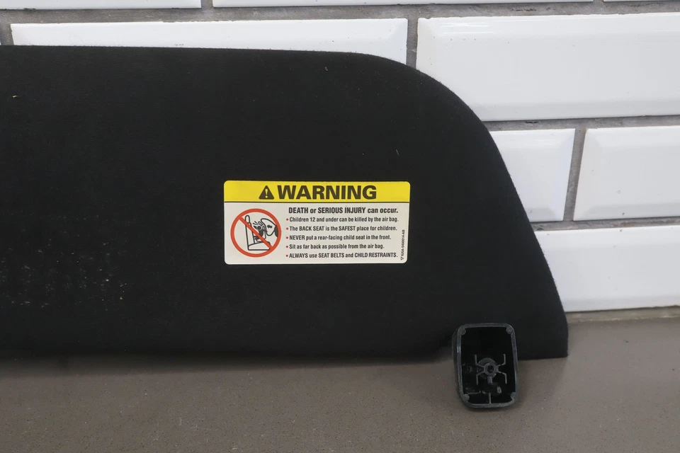 2004 Ford F250 Harley Davidson Crew Cab Sun Visors/Grab Handles (Black 1B) OEM - Image 4 of 4