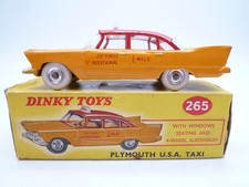 VINTAGE DINKY TOYS 265 PLYMOUTH PLAZA USA TAXI CAB IN ORIGINAL BOX 1960
