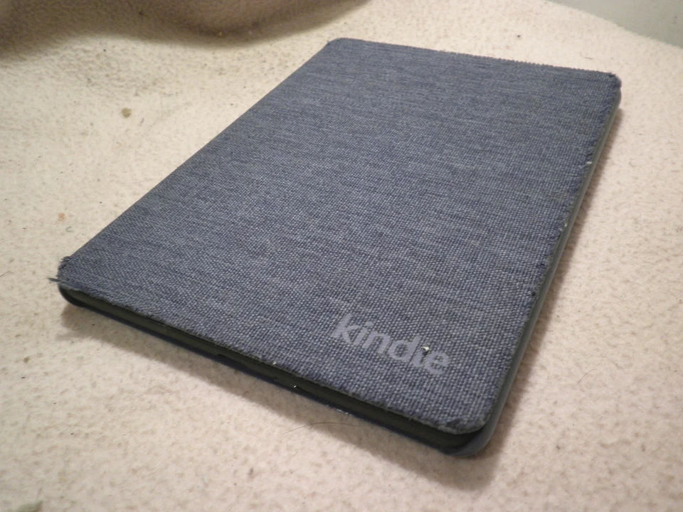 KINDLE PAPERWHITE EBOOK 11° GEN. 32GB SIGNATURE EDITION WIFI OTTIMO PERFETTO - Immagine 2 di 4