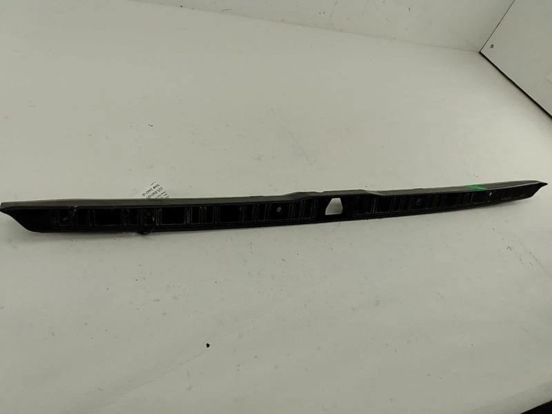 Panel de placa de umbral trasero para maletero BMW 318i E30 sedán para 1987-1991 Foto 2 de 4