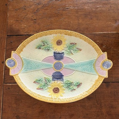Samuel Lear, English 1880s (est) Ceramic Decorative Plate