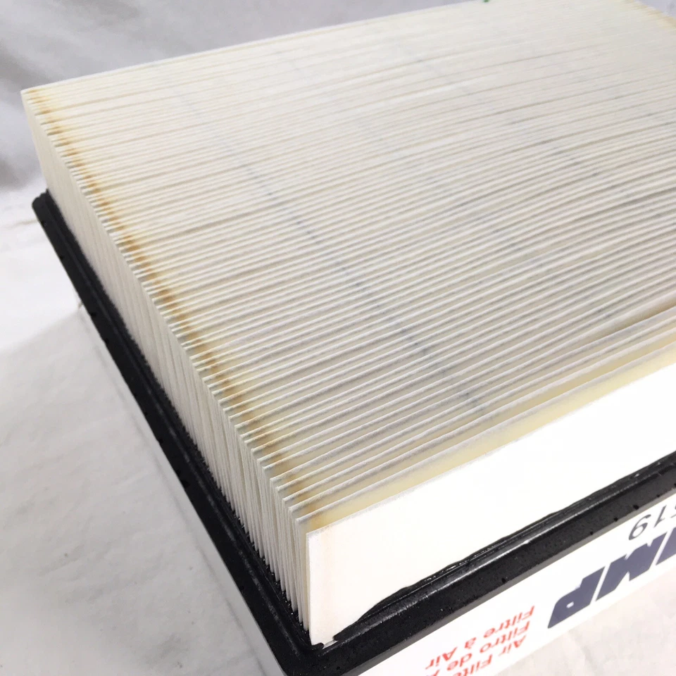 Champ AF1519 5314 se adapta a: 2005, 2006, 2007, 2008 Chevrolet Silverado, GMC Sierra Foto 2 de 4