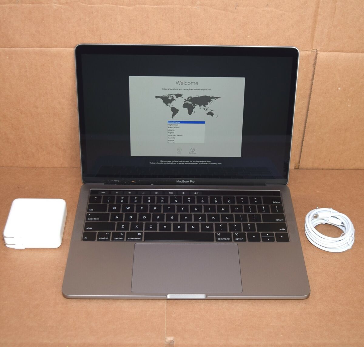 Apple MacBook Pro A2159 13.3 inch Laptop - Z0W40LLA for sale Apple MacBook Pro A2159 13.3 inch Laptop - Z0W40LLA for sale