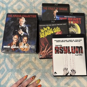 海外輸入盤 Amicus Collection Blu-ray-BOX Amazon.com: The Amicus Collection : Calvin Lockhart, Peter Cushing