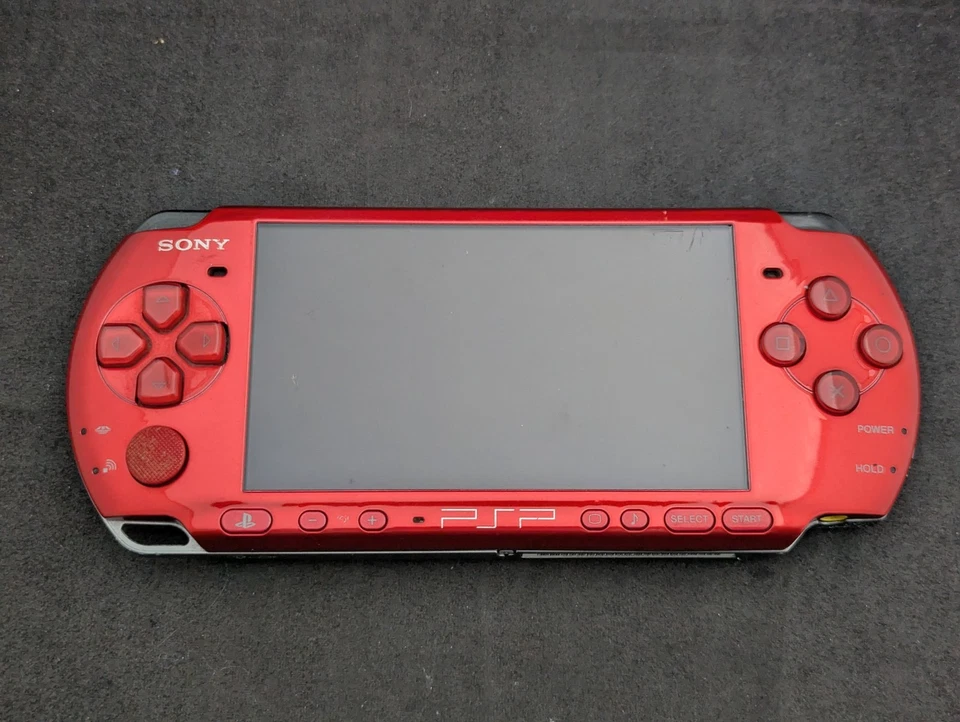 B862 Sony PSP 3000 console Radiant Red Handheld system Japan w/memory fx - Image 2 of 4