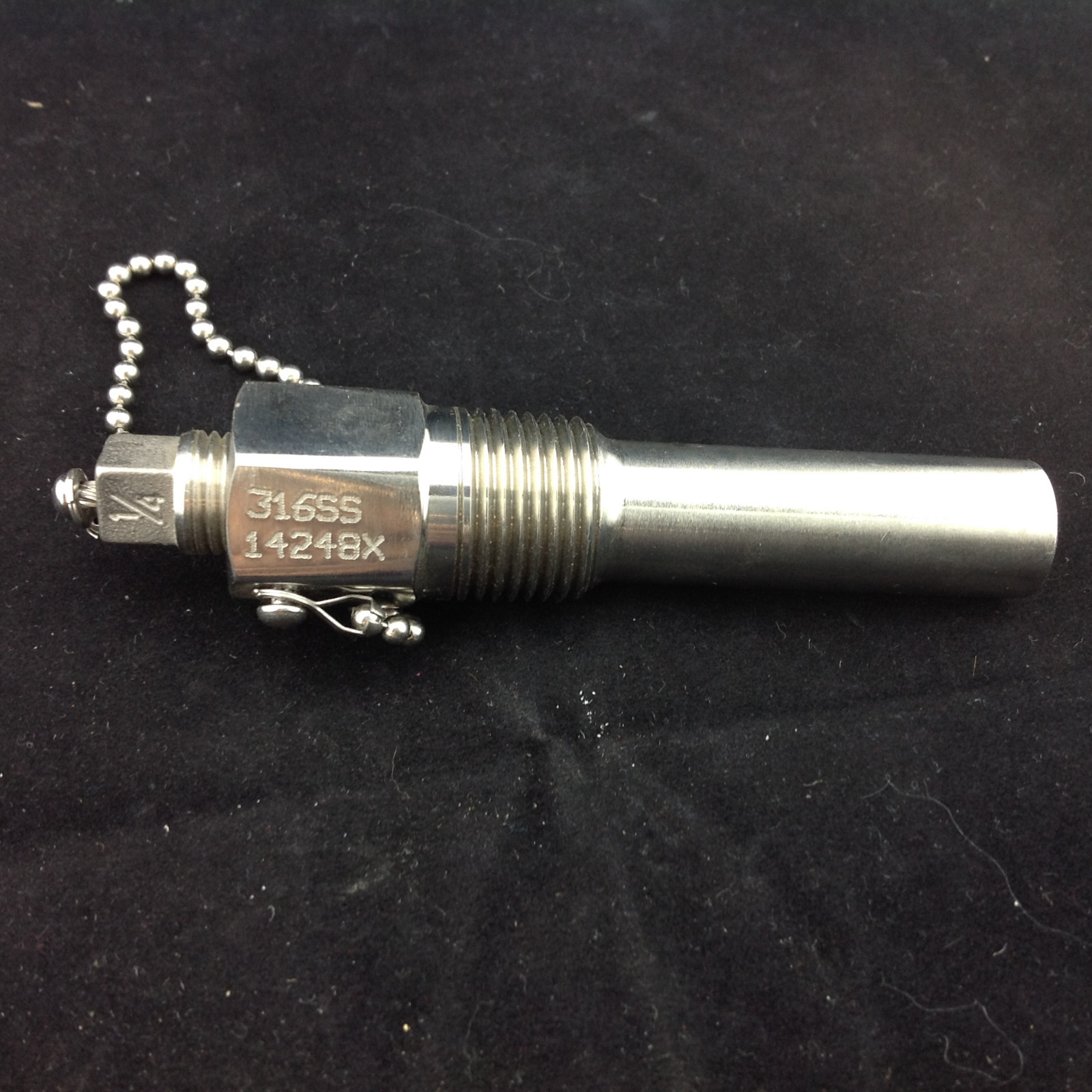 Thermowell 316SS 14248X 1/4" FTP x 2 3/4" with Cap and Chain 2 eBay