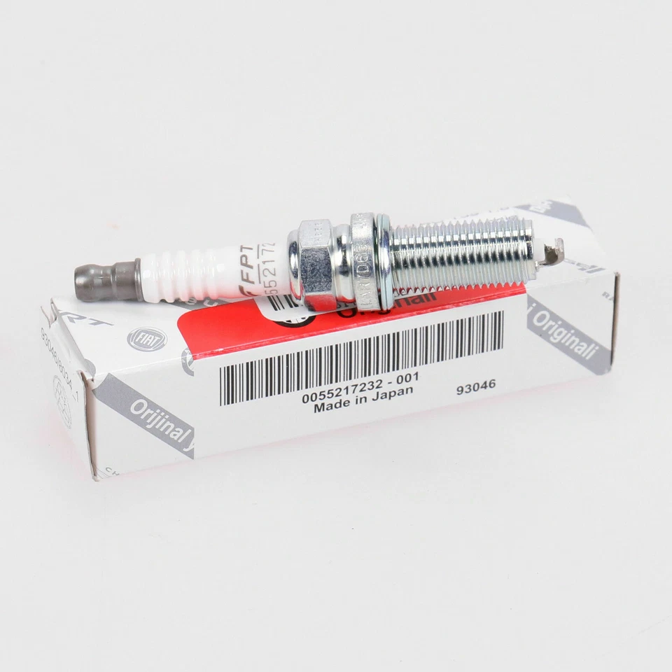 4 Original Spark Plugs Alfa Romeo Giulietta 4C 159 Lancia 1750 1.8 TBi - Image 2 of 3