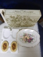 Avon 1976 Nature Bountiful Ceramic Plate & 2 Soaps Avon 1976 Nature Bountiful Ceramic Plate & 2 Soaps
