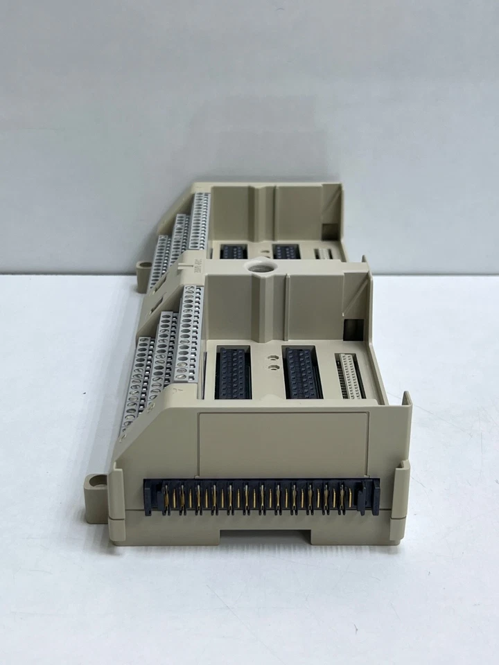 TYCO EMERSON 1B30035H01 REV:04 PROCESS CONTROL BASS 0-1546517-1 (USED) - Image 2 of 4