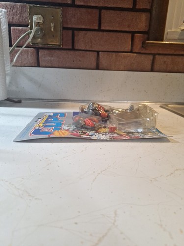 NEW VINTAGE 1988 COPS POWDER KEG ACTION FIGURE HASBRO Sealed In Bubble - Picture 6 of 7