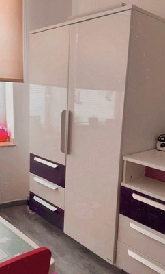 Kleiderschrank 2-türig mit 3 Schubladen und Kommode mit 6 Schubl./ Wellemöbel 