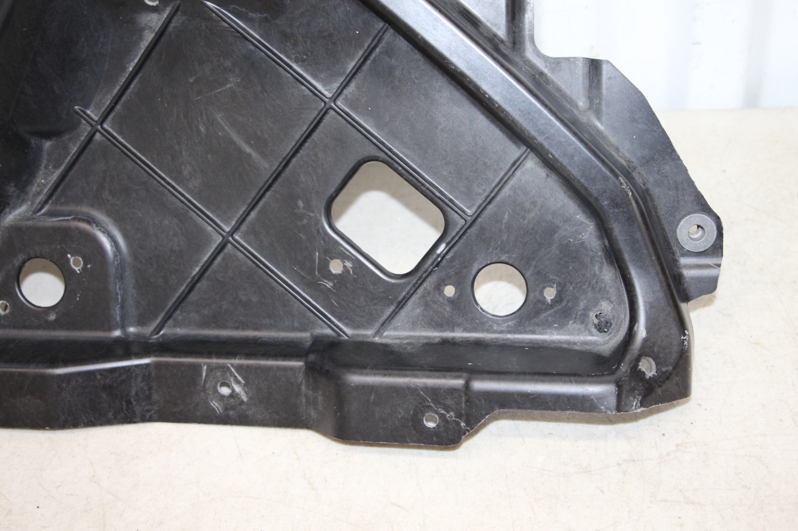 Aston Martin DB11 Front Left Side mounting bracket P/N HY5313069AE