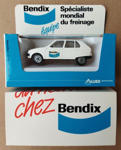 Collection Solido 1/43 – 10 Voitures Dont R5 Turbo, 205, Visa, Escort – Série 1985/86 – Occasion NEUF En Carton