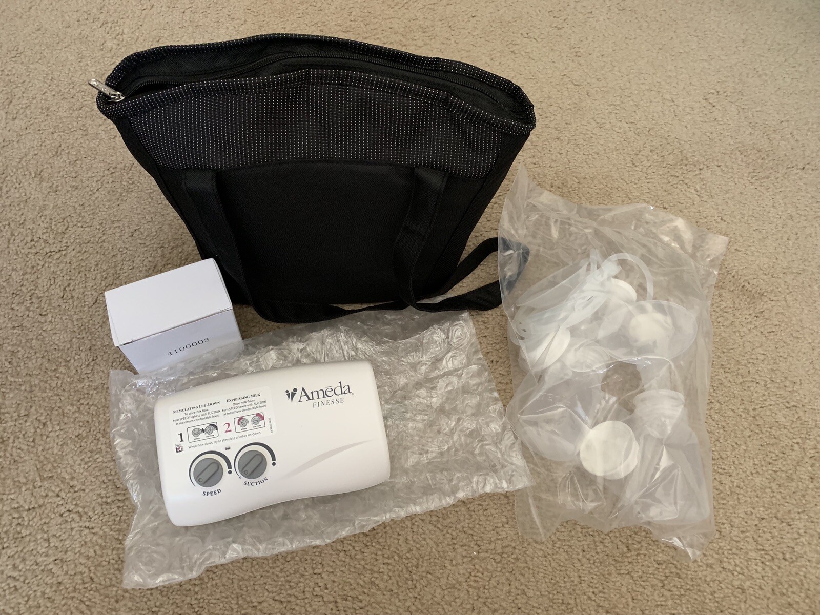 Ameda Finesse Breast Pump With Tote- Brand New