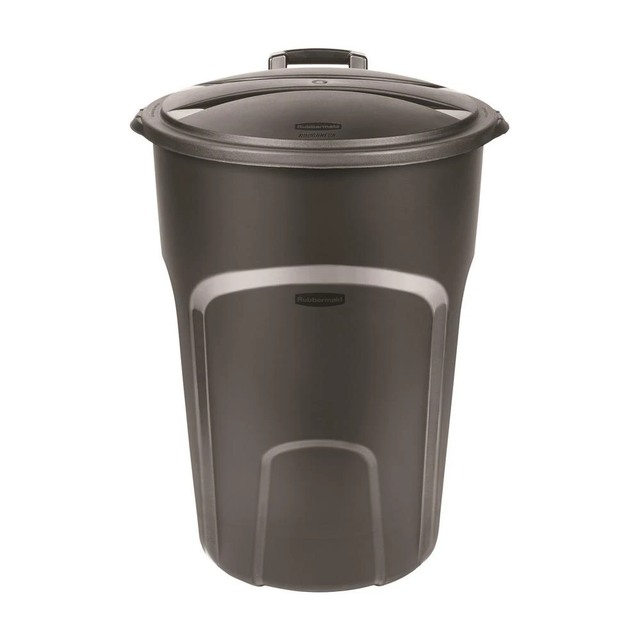 trash can rubbermaid roughneck 32