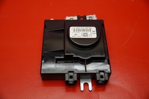 Mercedes W204 S204 C-Klasse Antennenverstärker Verstärker A2048702789 Antenne /2